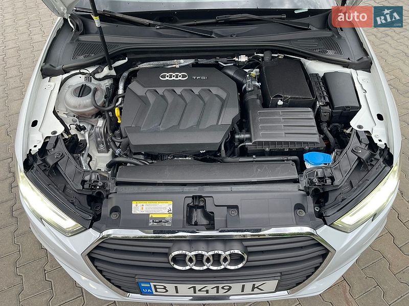 Седан Audi A3 2016 в Кременчуці