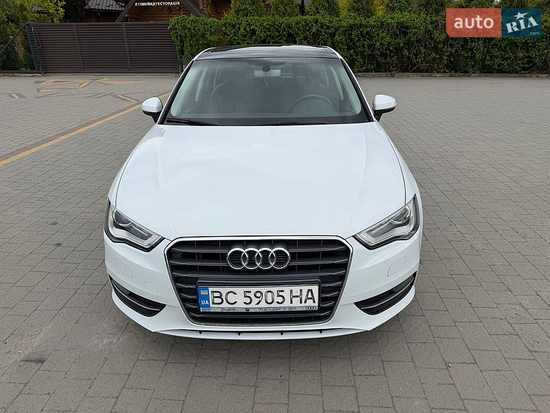 Хетчбек Audi A3 2015 в Стрию