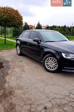 Хэтчбек Audi A3 2015 в Днепре