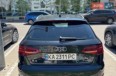 Хетчбек Audi A3 2016 в Києві