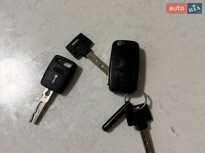 Хетчбек Audi A3 1998 в Києві