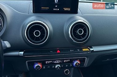 Седан Audi A3 2014 в Одессе