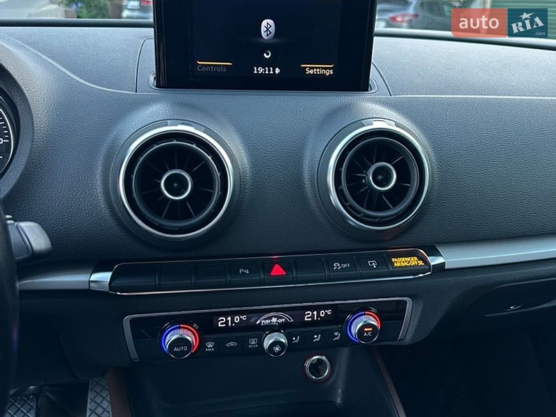 Седан Audi A3 2014 в Одессе