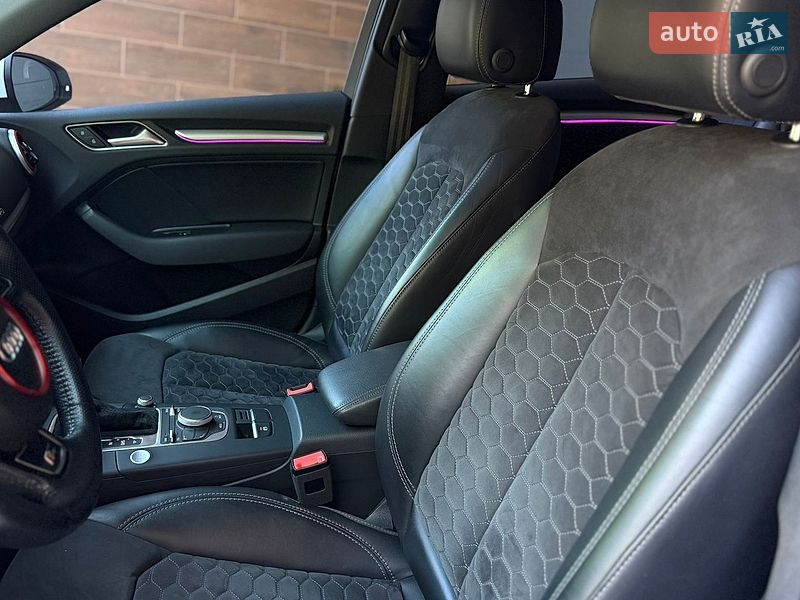 Седан Audi A3 2016 в Одессе
