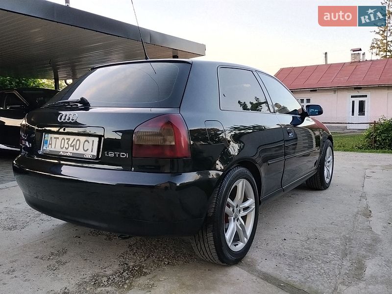 Хетчбек Audi A3 2002 в Городенці