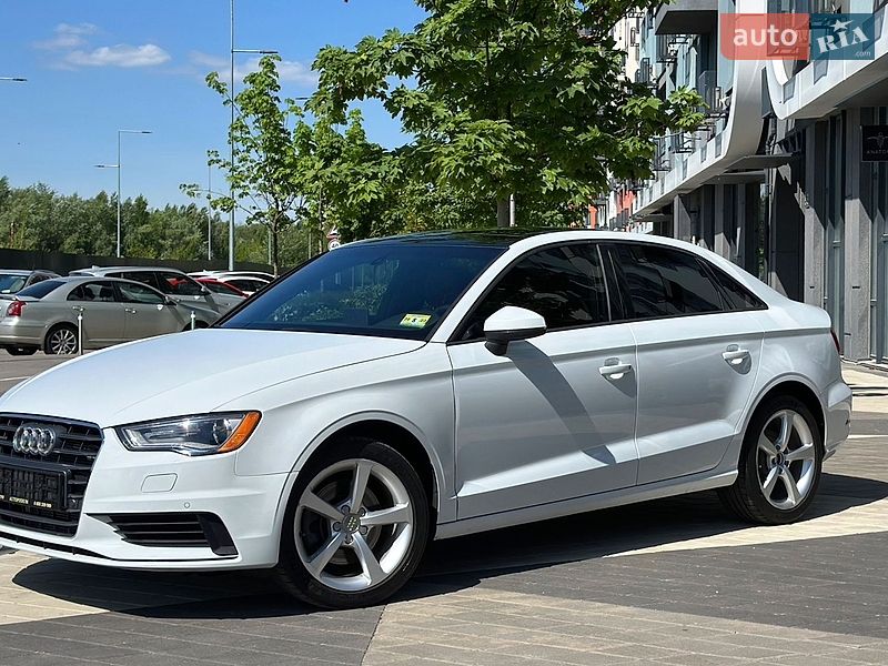Седан Audi A3 2016 в Киеве