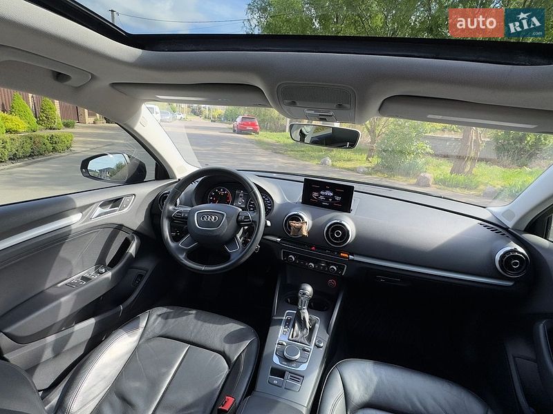 Седан Audi A3 2016 в Киеве