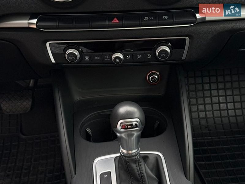 Седан Audi A3 2014 в Киеве