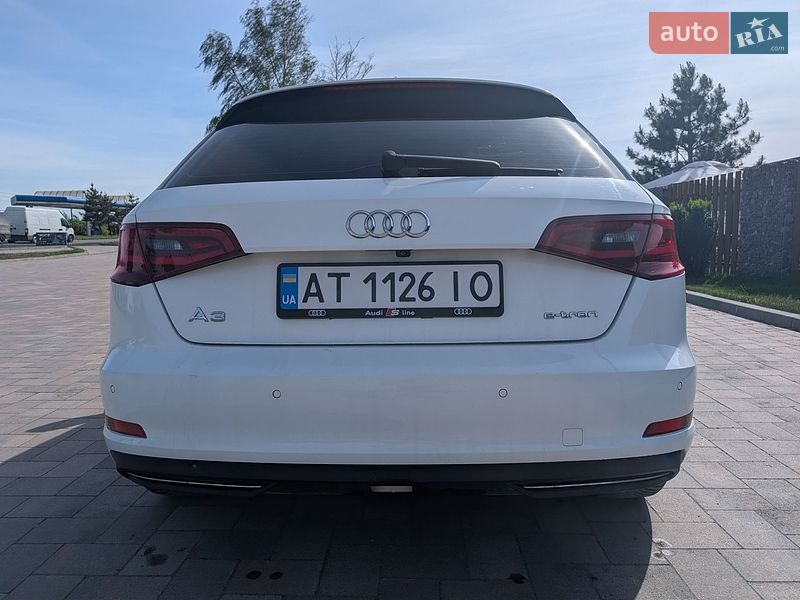 Хэтчбек Audi A3 2015 в Ивано-Франковске