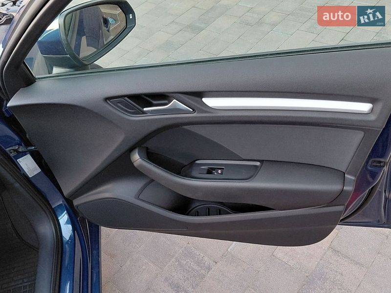 Хетчбек Audi A3 2014 в Бориславі