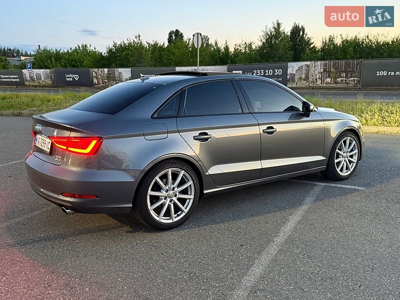 Седан Audi A3 2016 в Киеве