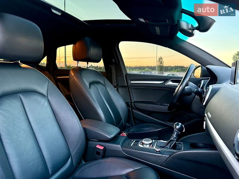 Седан Audi A3 2016 в Киеве