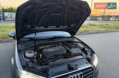 Седан Audi A3 2016 в Киеве