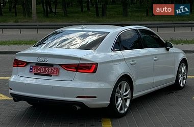 Седан Audi A3 2014 в Дніпрі