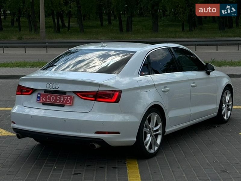 Седан Audi A3 2014 в Дніпрі