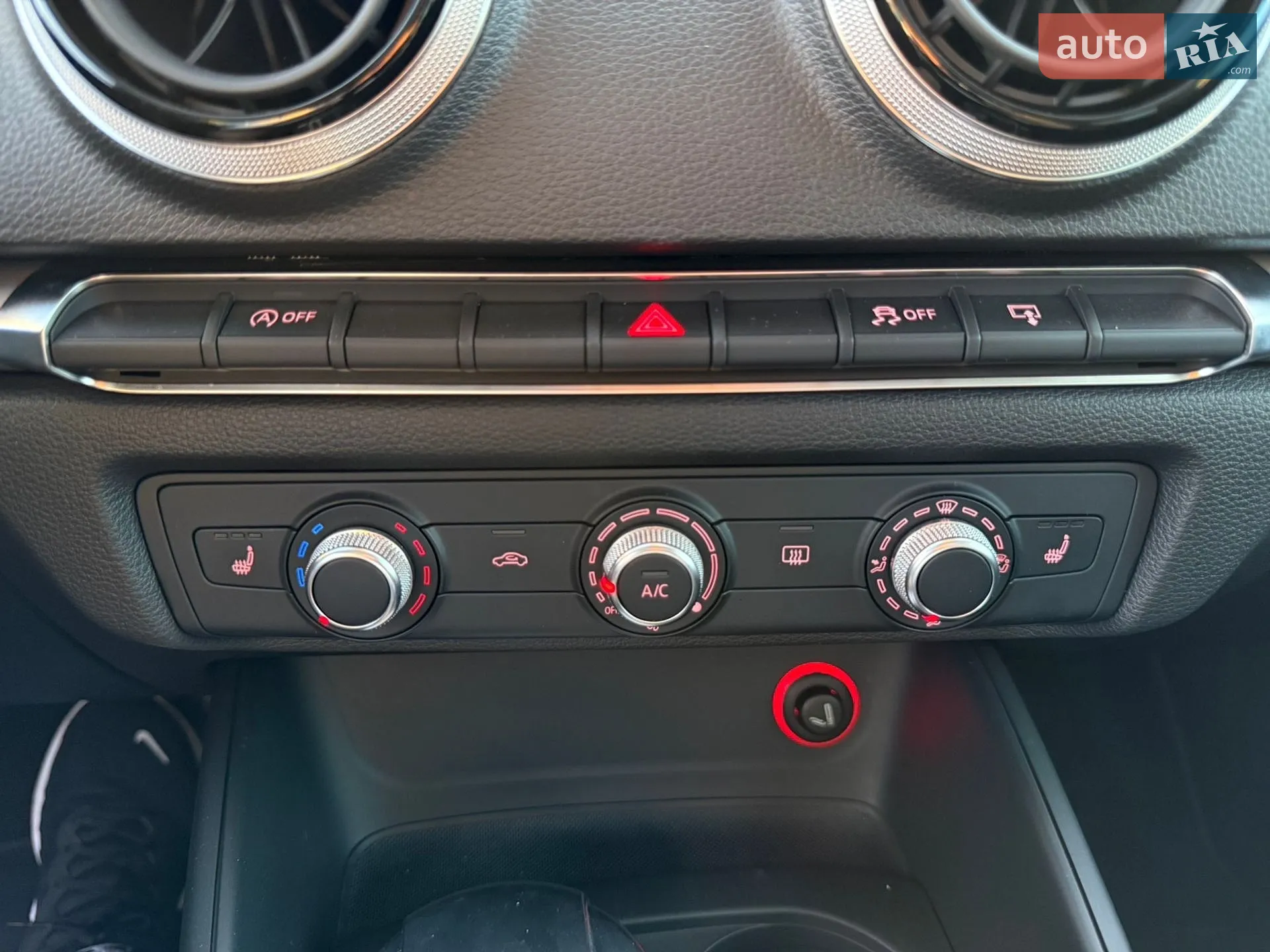 2016 Audi A3 - мініатюра 23