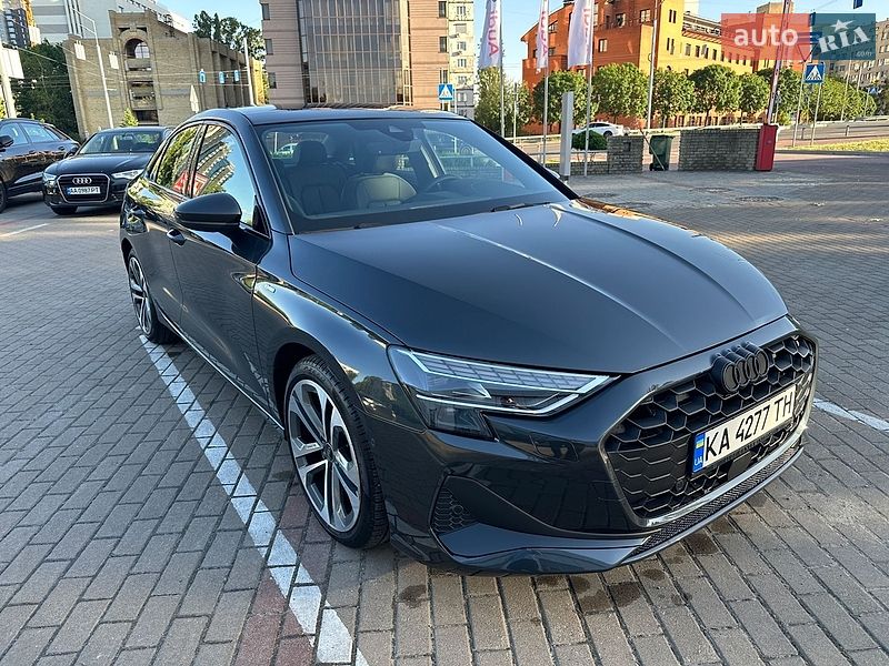 Седан Audi A3 2025 в Киеве