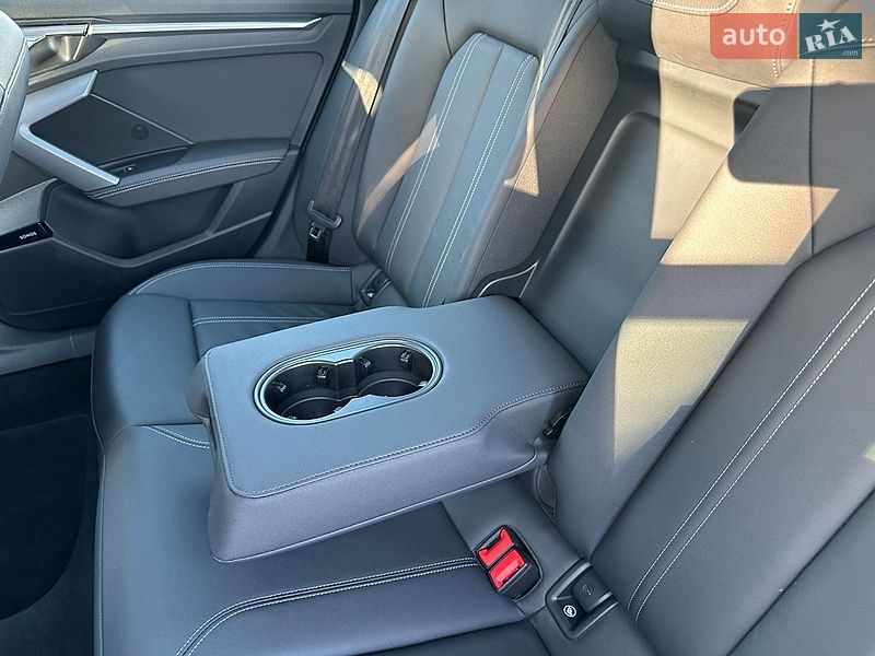 Седан Audi A3 2025 в Киеве