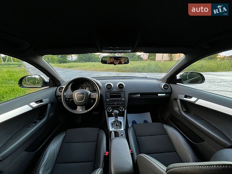 Хэтчбек Audi A3 2009 в Луцке