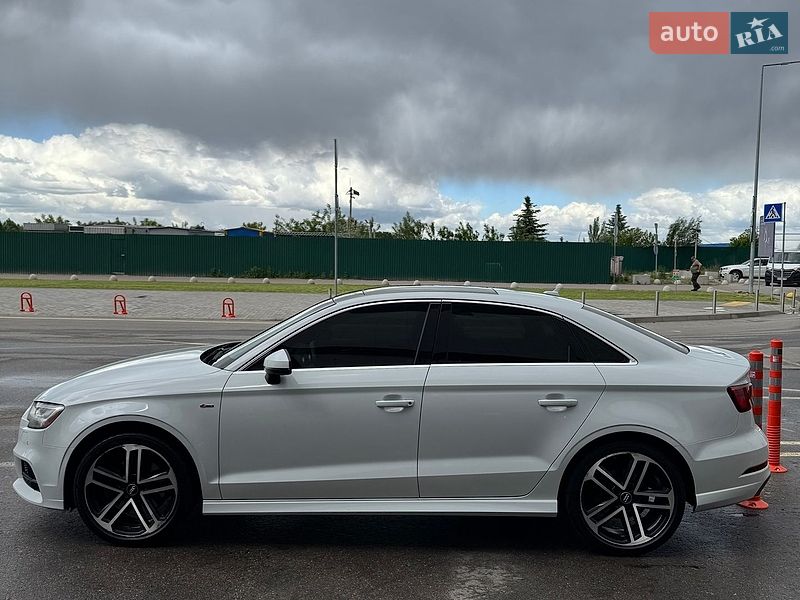 Седан Audi A3 2018 в Києві фото 3 Седан Audi A3 2018 в Києві