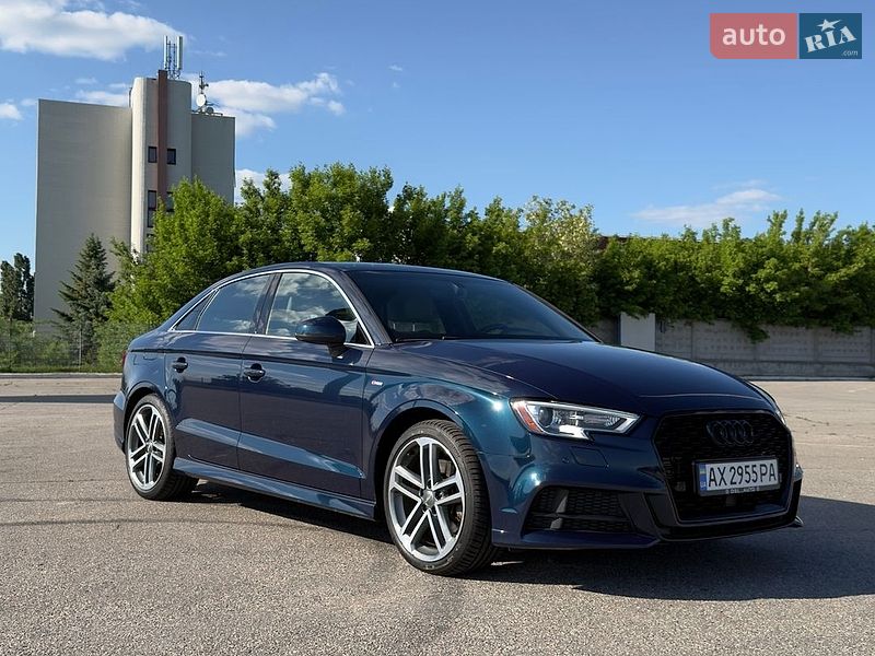 Седан Audi A3 2017 в Харкові