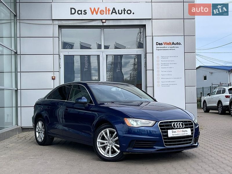 Седан Audi A3 2014 в Чернівцях