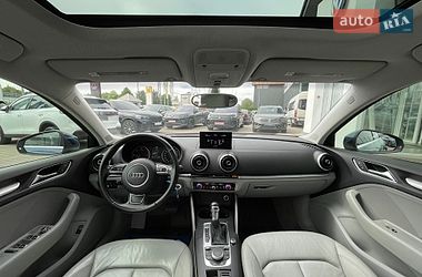 Седан Audi A3 2014 в Чернівцях