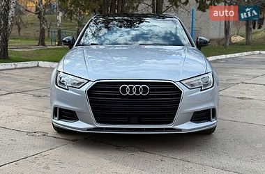 Седан Audi A3 2016 в Харкові