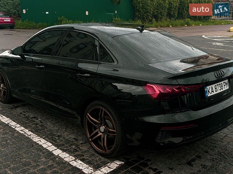 Седан Audi A3 2022 в Киеве