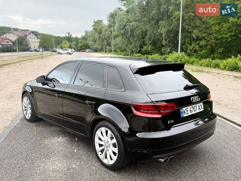 Хэтчбек Audi A3 2015 в Днепре