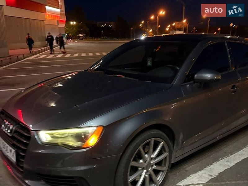 Седан Audi A3 2015 в Харькове