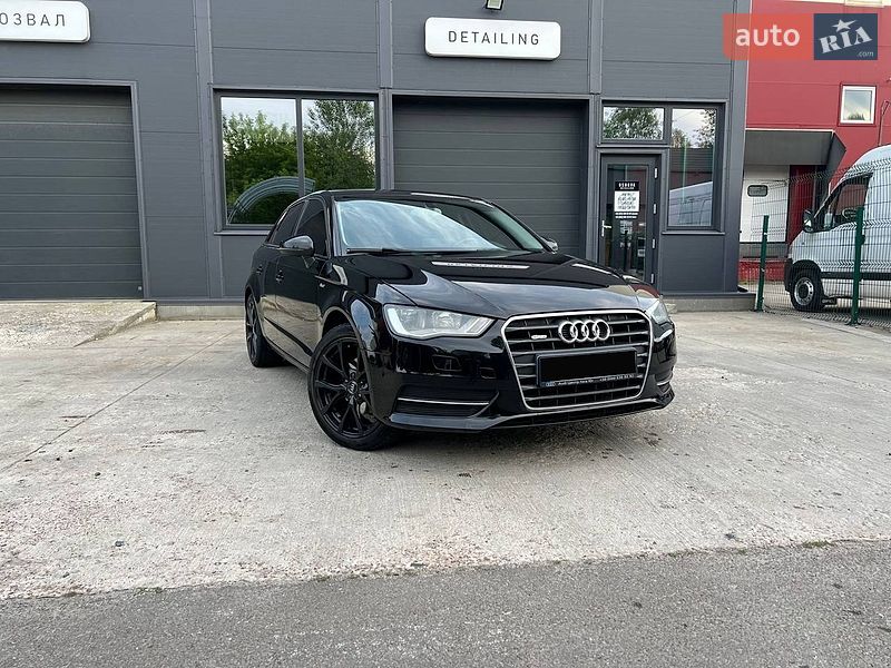 Хэтчбек Audi A3 2014 в Киеве