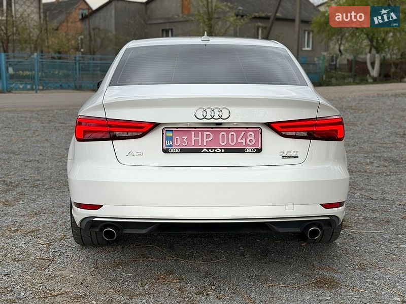 Седан Audi A3 2019 в Ровно