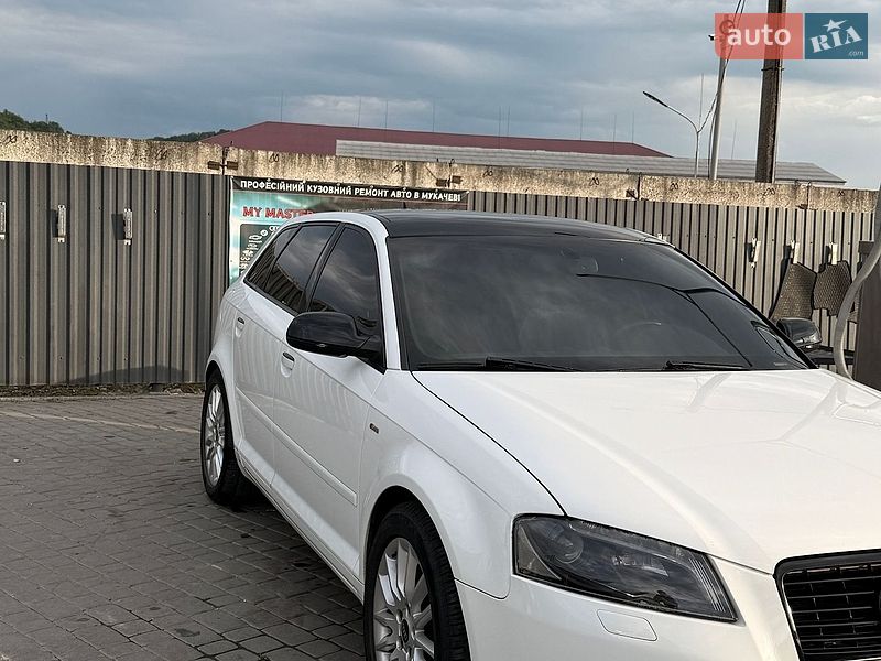 Хэтчбек Audi A3 2011 в Мукачево