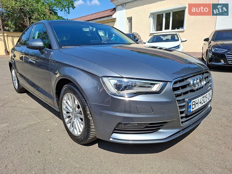 Седан Audi A3 2016 в Одесі