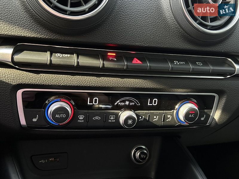 Хэтчбек Audi A3 2018 в Львове