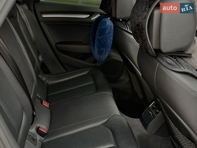 Седан Audi A3 2018 в Запоріжжі
