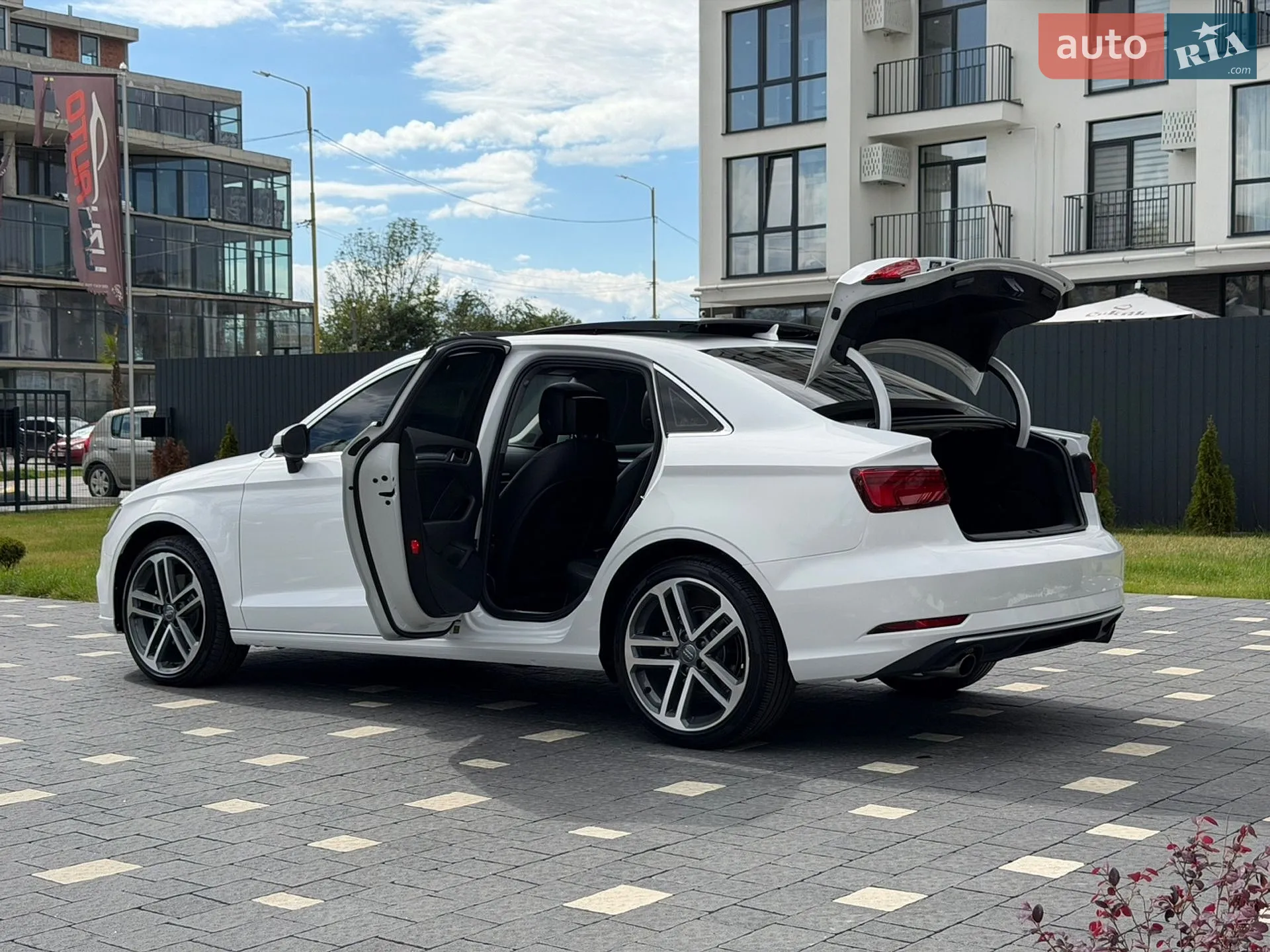 2017 Audi A3 - мініатюра 61