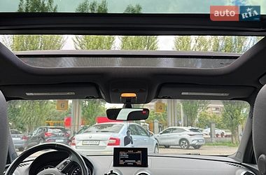 Седан Audi A3 2016 в Киеве