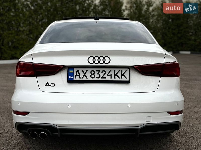 Седан Audi A3 2018 в Харькове
