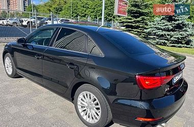 Седан Audi A3 2016 в Львове