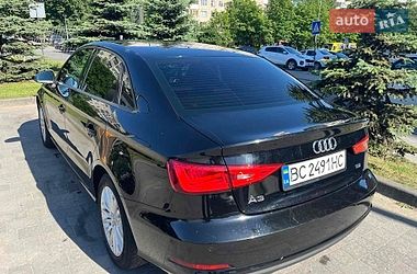 Седан Audi A3 2016 в Львове