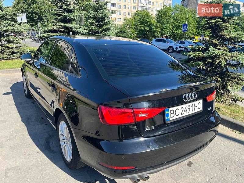 Седан Audi A3 2016 в Львове
