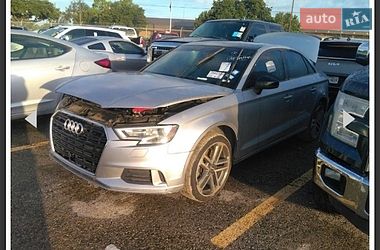 Седан Audi A3 2016 в Харькове