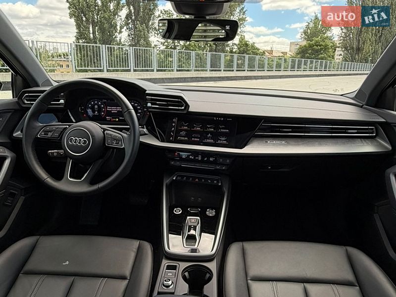 Седан Audi A3 2024 в Киеве