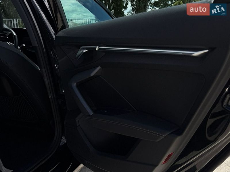 Седан Audi A3 2024 в Киеве