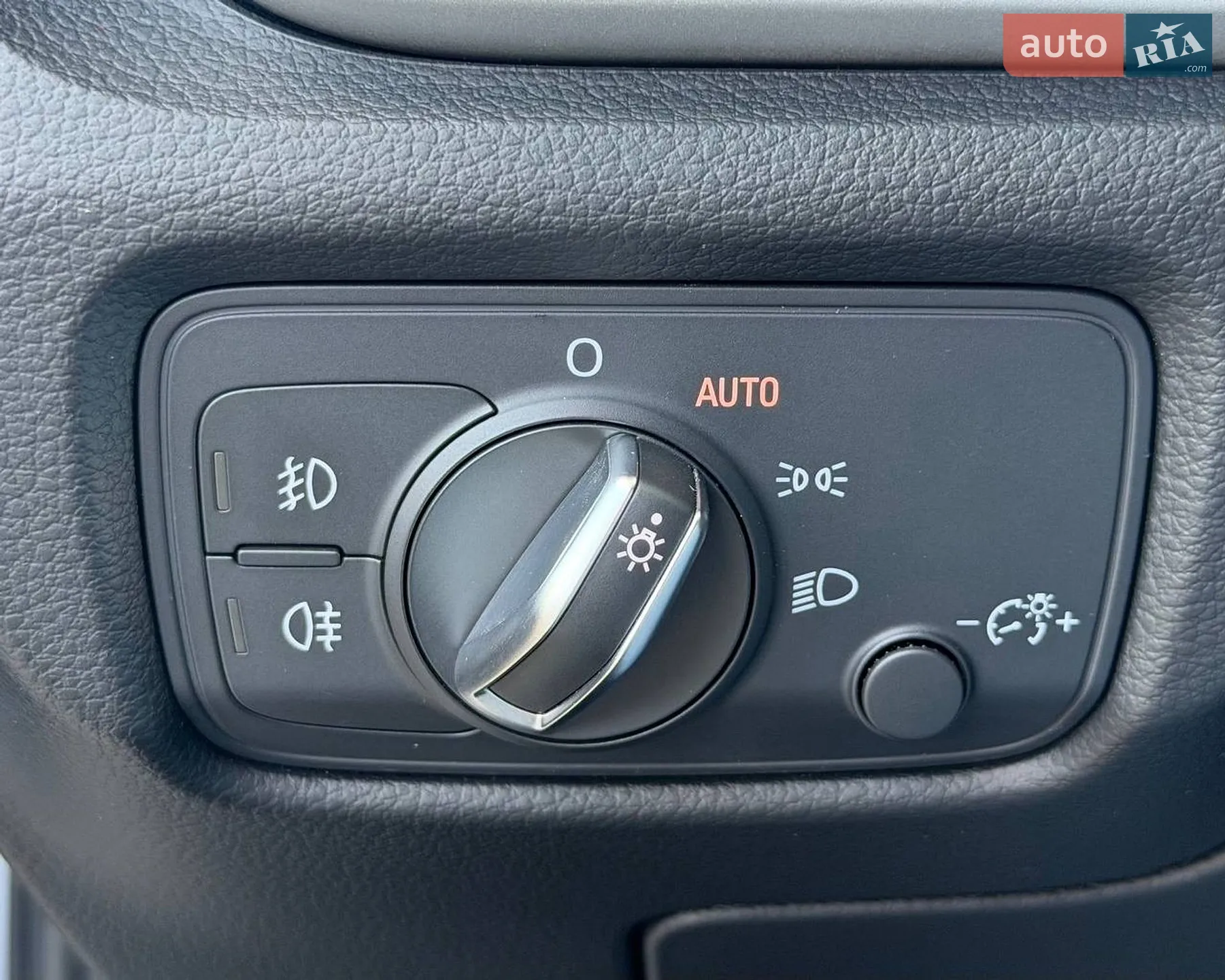 2016 Audi A3 - мініатюра 43