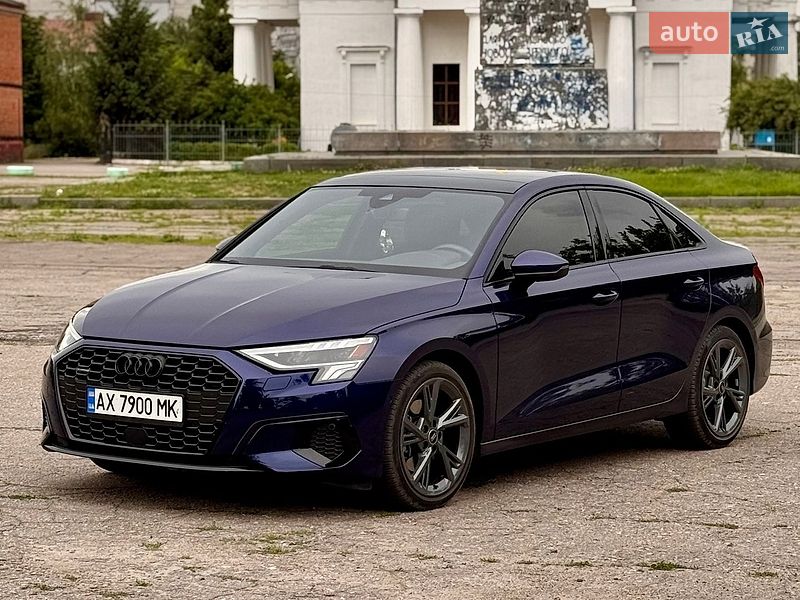 Седан Audi A3 2023 в Харькове