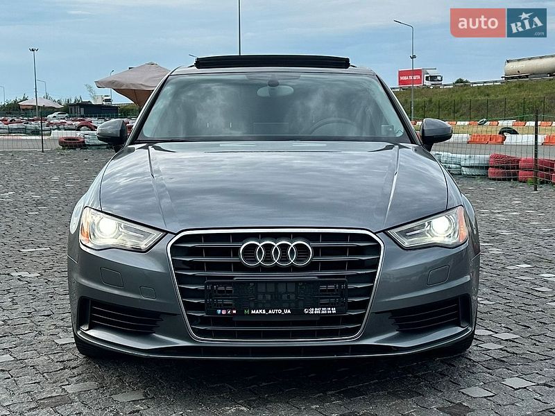 Седан Audi A3 2015 в Ровно