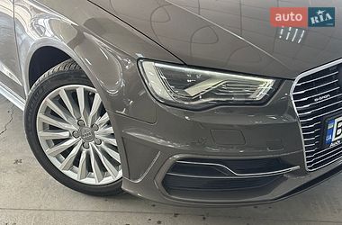 Хетчбек Audi A3 2015 в Одесі